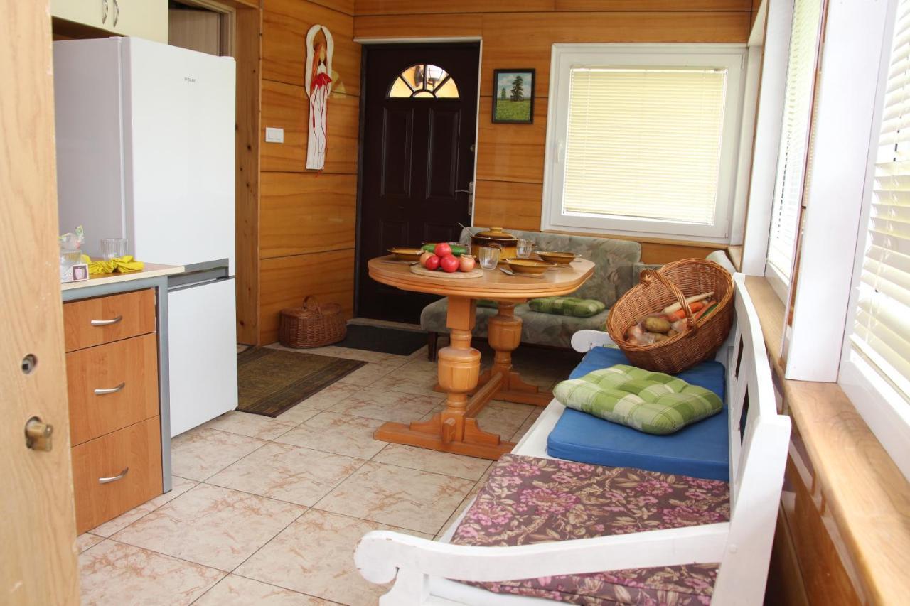 Zamsowka Villa Guciow Dış mekan fotoğraf