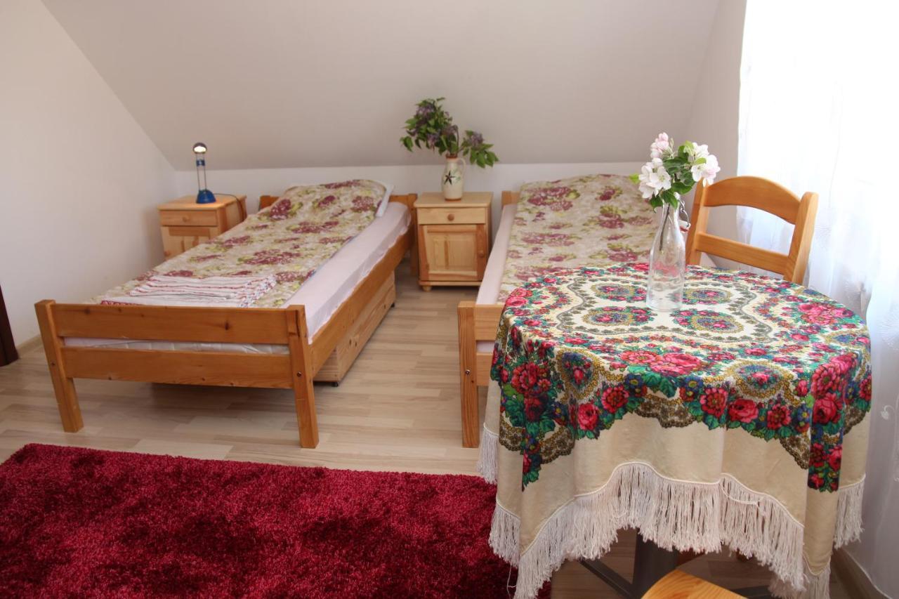 Zamsowka Villa Guciow Dış mekan fotoğraf